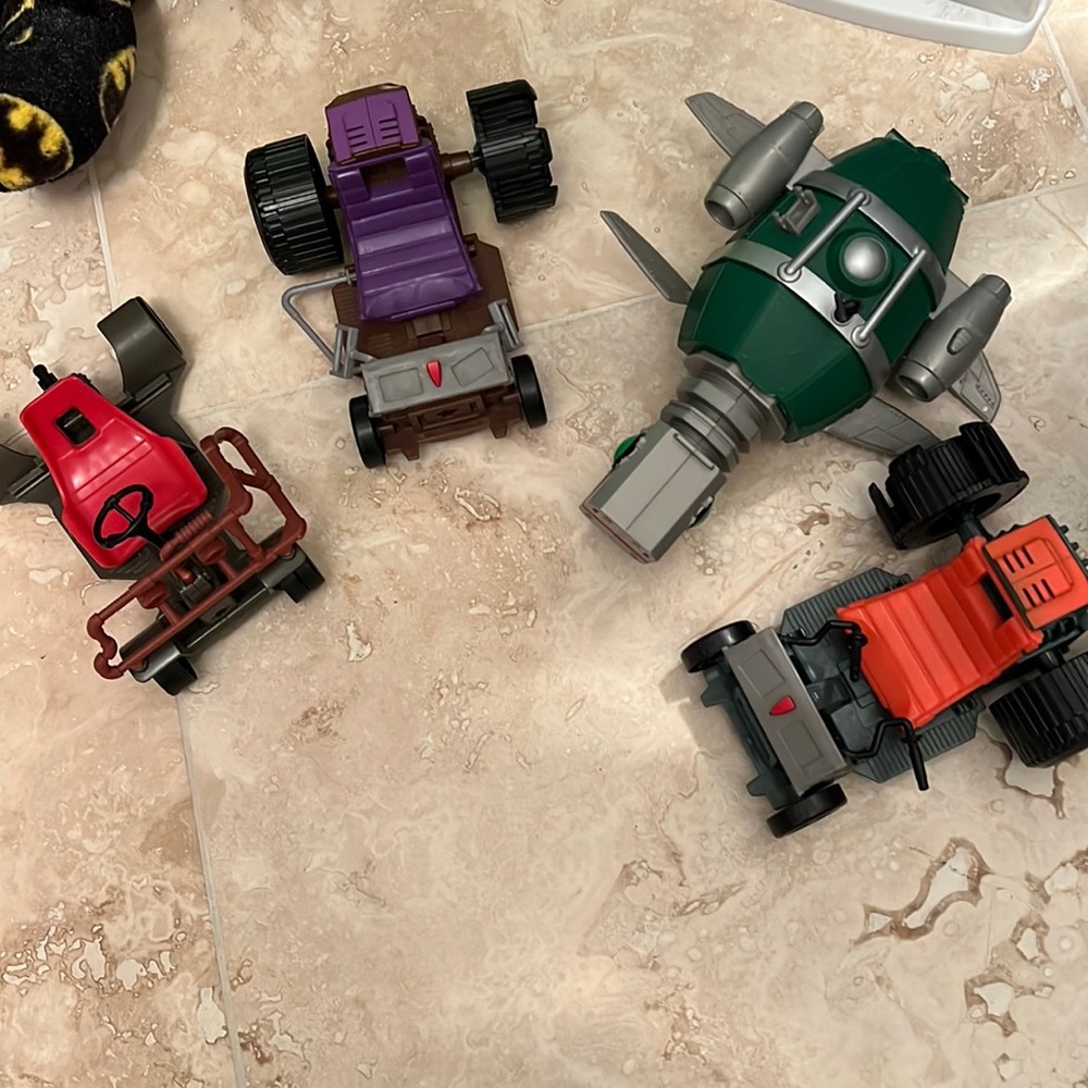 Teenage mutant ninja turtle action figure cars